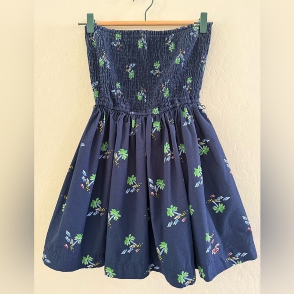 Hollister Dark Blue Skirt with Floral Accents